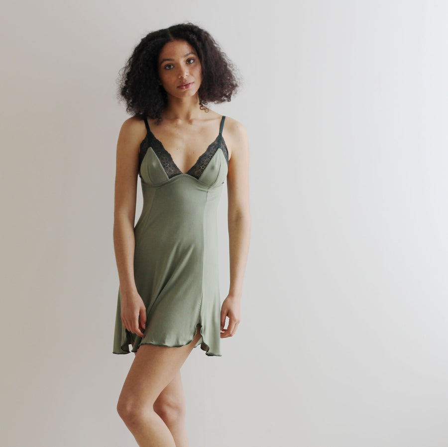 Bamboo Chemise with Scallop Hemline