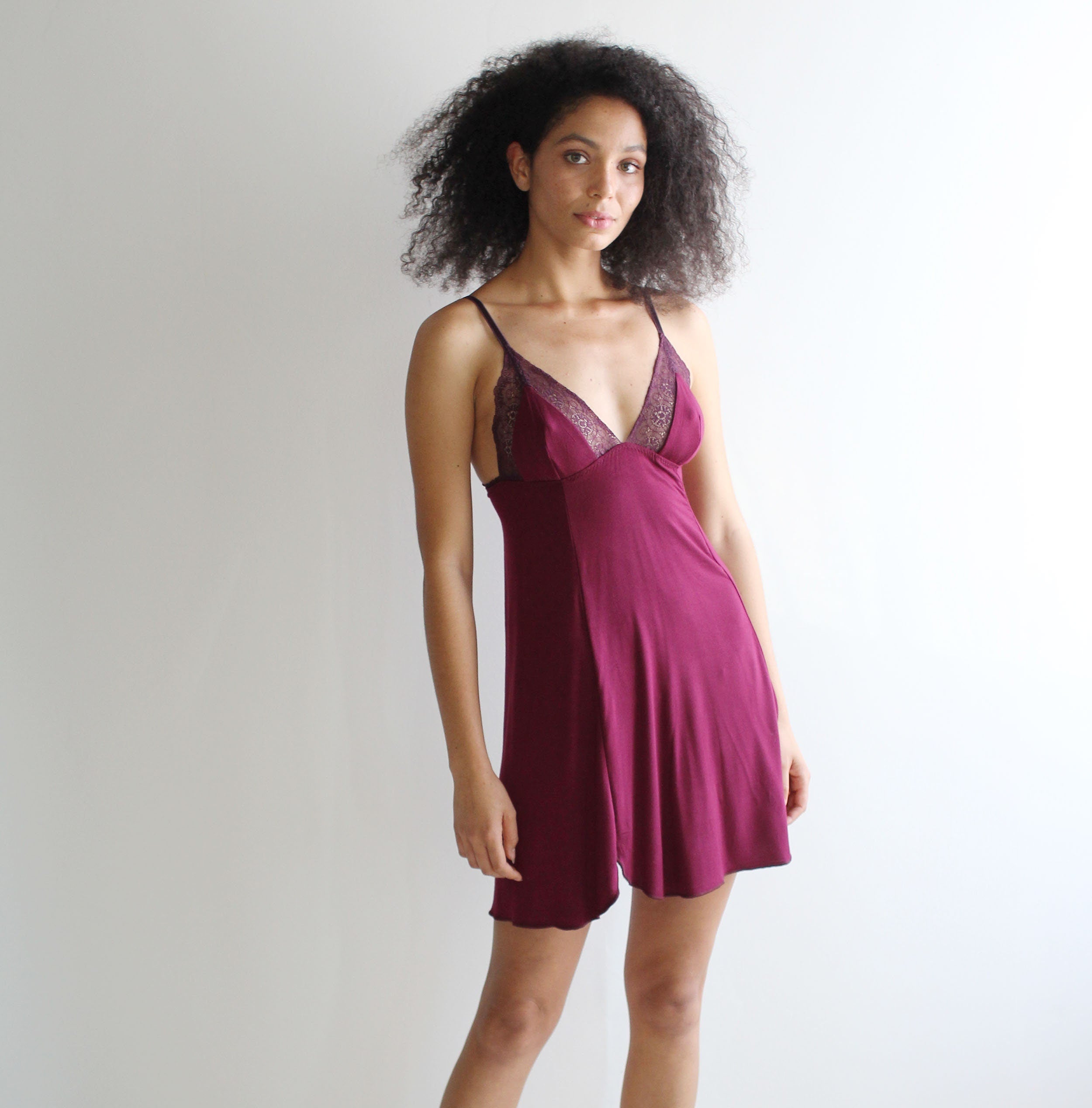 womens sleep chemise in bamboo with lace trim