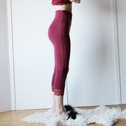 Capri leggings in Tencel and Organic Cotton with Lace trim