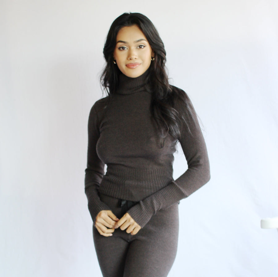 Womens Cropped Turtleneck Sweater